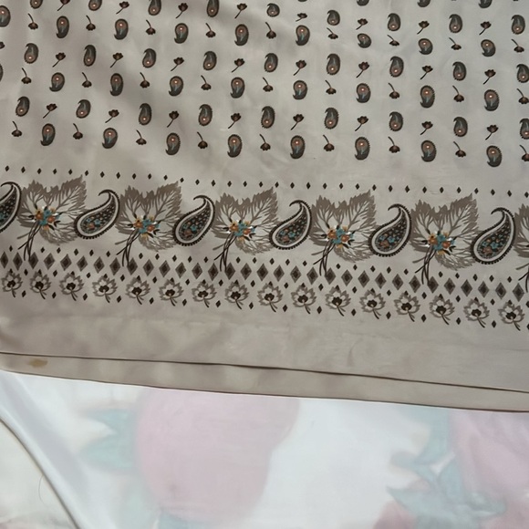 Cool vintage dress, not tags see pics for measurements and blemishes - Picture 2 of 10